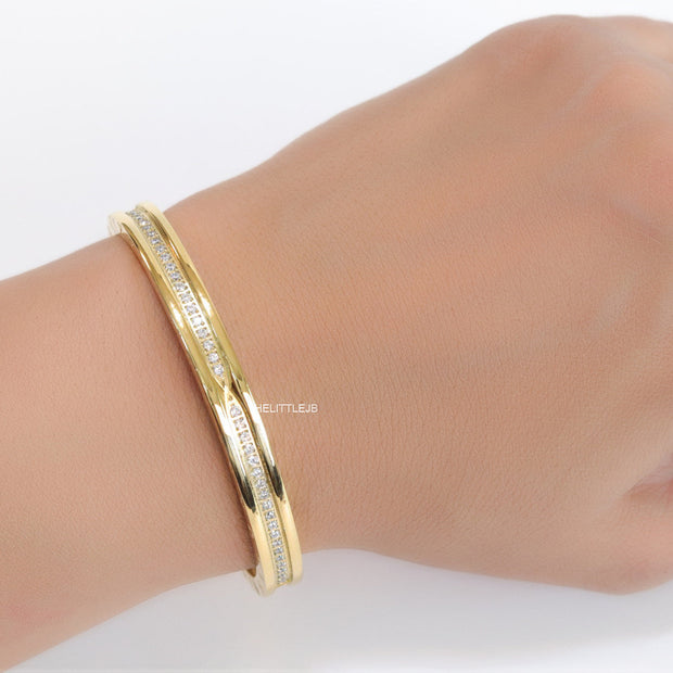 Gold plated bracelet with cz line