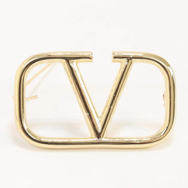 Alphabet V Gold brooch