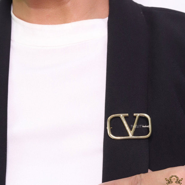 Alphabet V Gold brooch