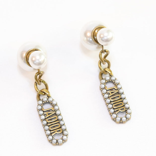 Pearl bomber studs with key chain style pearl alphabet drops