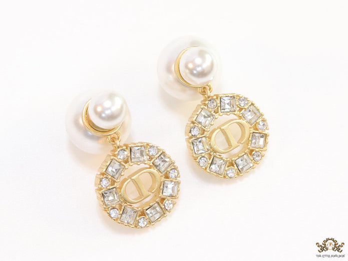 Pearl bomber studs with round cz alphabet drops