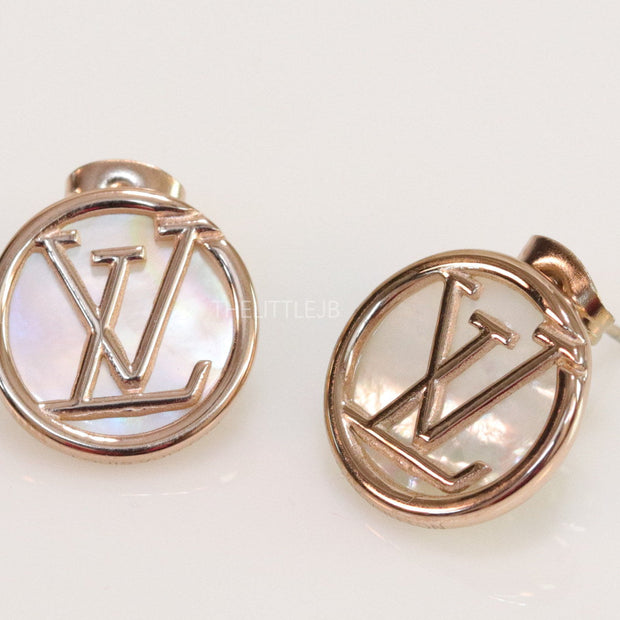 Rose gold plated alphabet stud earrings with MOP