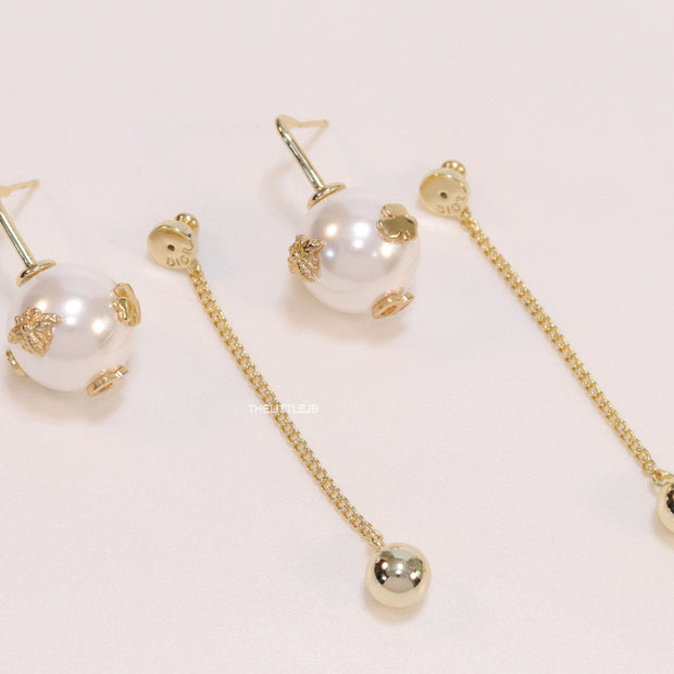Detachable long chain pearl dangles in gold plating