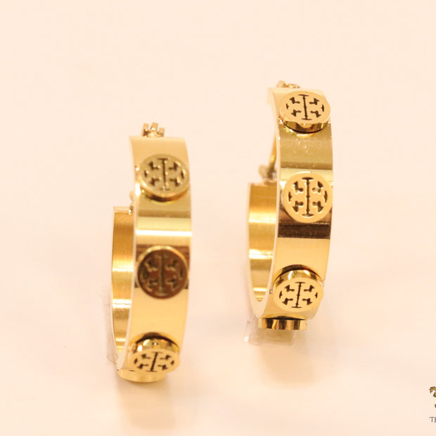 Gold plated hoop earrings with double T motifs