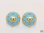 Blue and golden twin C motif round stud earrings