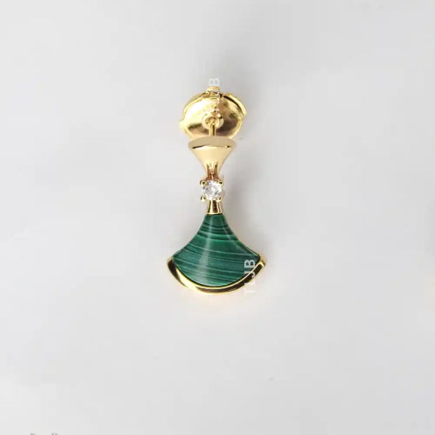 Alphabet Bvl green malachite Fan Drops