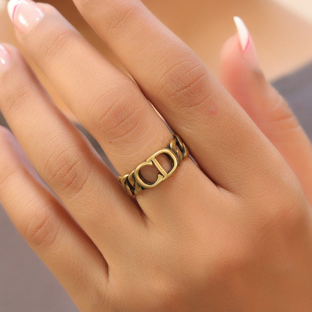 Gold plated link chain pattern open ring with alphabets